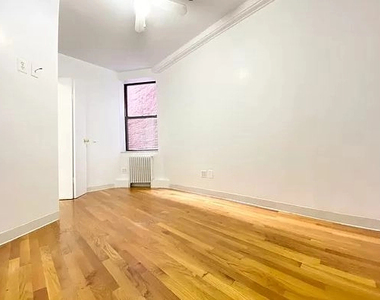 97 Allen Street - Photo Thumbnail 2