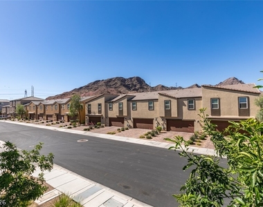 1193 Narrow Gorge Court - Photo Thumbnail 11