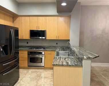 26 E Serene Avenue - Photo Thumbnail 10
