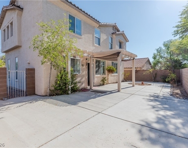10517 Jeremy Ridge Avenue - Photo Thumbnail 17