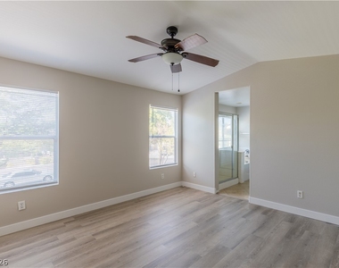 10517 Jeremy Ridge Avenue - Photo Thumbnail 1
