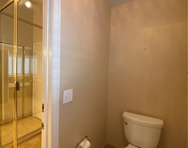 7816 Waterfalls Avenue - Photo Thumbnail 34