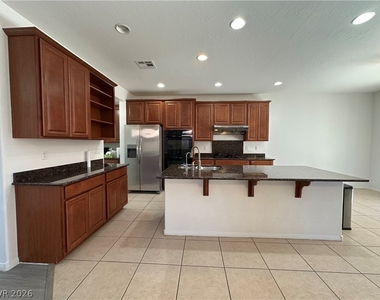 9325 Goldenbush Court - Photo Thumbnail 5