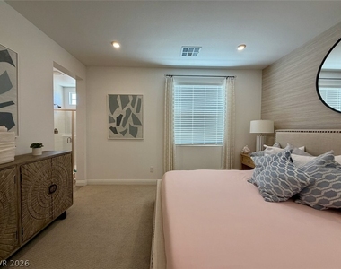 802 Royal Beekman Street - Photo Thumbnail 26