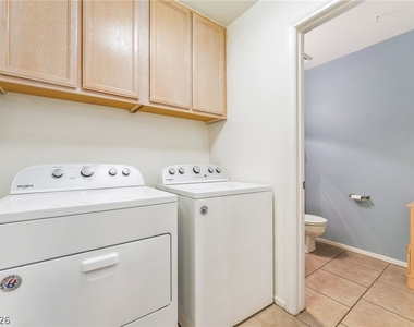 3467 Blue Heather Drive - Photo Thumbnail 9