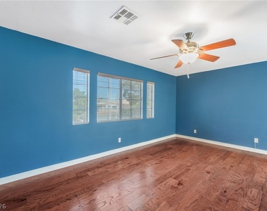 3467 Blue Heather Drive - Photo Thumbnail 11