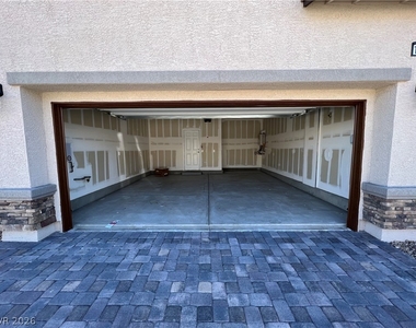 10937 Oregano Avenue - Photo Thumbnail 42
