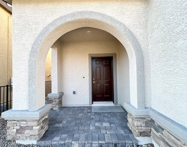10937 Oregano Avenue - Photo Thumbnail 3