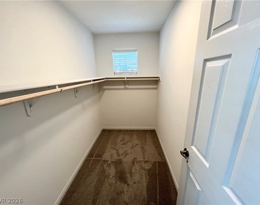 10937 Oregano Avenue - Photo Thumbnail 24
