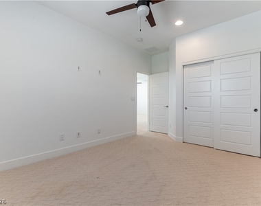 10841 Flying Nell Court - Photo Thumbnail 16