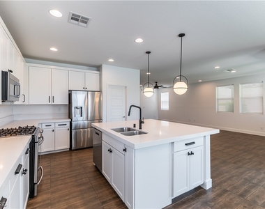 10841 Flying Nell Court - Photo Thumbnail 7