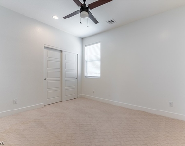 10841 Flying Nell Court - Photo Thumbnail 20
