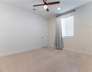 10841 Flying Nell Court - Photo Thumbnail 18
