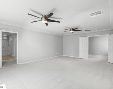 10116 Cascadia Creek Street - Photo Thumbnail 25