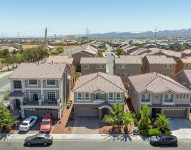 10116 Cascadia Creek Street - Photo Thumbnail 45