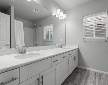 10116 Cascadia Creek Street - Photo Thumbnail 41