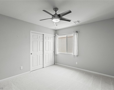 10116 Cascadia Creek Street - Photo Thumbnail 43