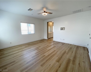 7035 Denio Island Street - Photo Thumbnail 22