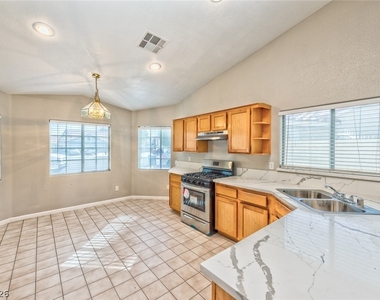 6412 Blacklion Court - Photo Thumbnail 6