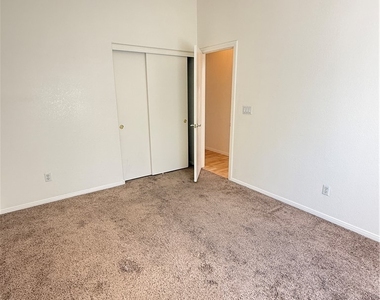1739 Franklin Chase Terrace - Photo Thumbnail 13