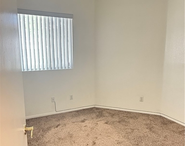 1739 Franklin Chase Terrace - Photo Thumbnail 10