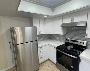4720 Obannon Drive - Photo Thumbnail 10