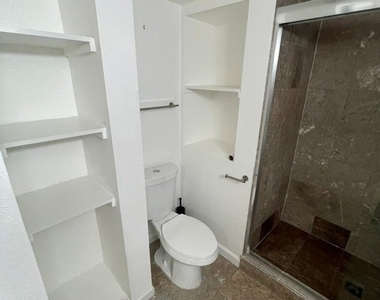 4720 Obannon Drive - Photo Thumbnail 16