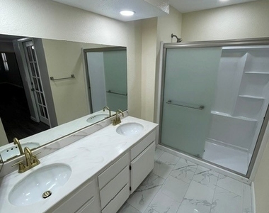 4720 Obannon Drive - Photo Thumbnail 24