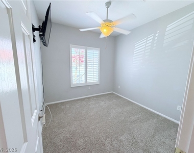 1822 N Jones Boulevard - Photo Thumbnail 8