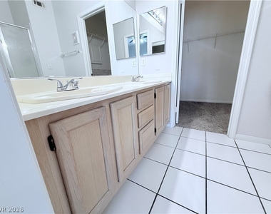 1822 N Jones Boulevard - Photo Thumbnail 14
