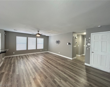 6538 Elm Spring Court - Photo Thumbnail 8