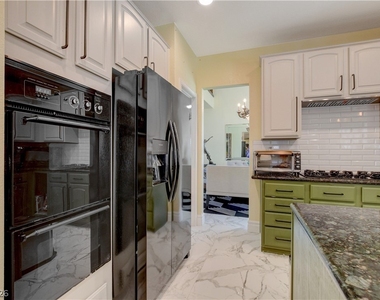 7613 Hackensack Court - Photo Thumbnail 11