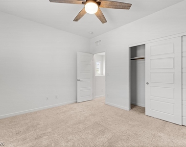 12349 Harbor Isle Avenue - Photo Thumbnail 13