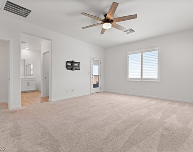 12349 Harbor Isle Avenue - Photo Thumbnail 20