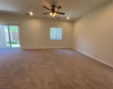 862 Park Walk Avenue - Photo Thumbnail 2