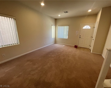 862 Park Walk Avenue - Photo Thumbnail 1
