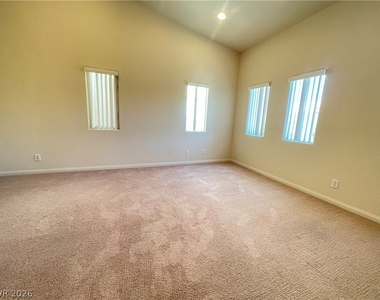 862 Park Walk Avenue - Photo Thumbnail 7
