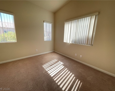 862 Park Walk Avenue - Photo Thumbnail 6
