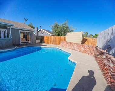 4953 National Avenue - Photo Thumbnail 4