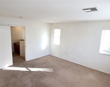 6206 Standing Elm Street - Photo Thumbnail 14