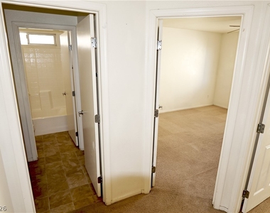 6206 Standing Elm Street - Photo Thumbnail 17