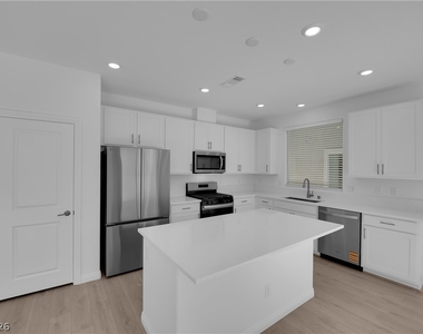 10234 Restless River Street - Photo Thumbnail 4