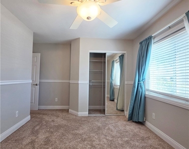 6029 Cocktail Drive - Photo Thumbnail 17