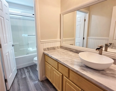 6029 Cocktail Drive - Photo Thumbnail 20