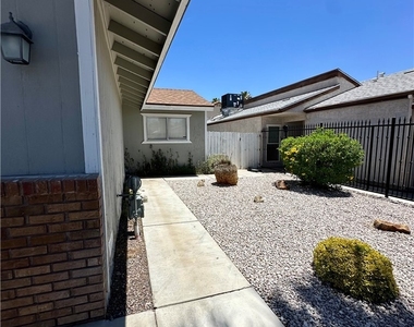 4053 Broadriver Drive - Photo Thumbnail 5