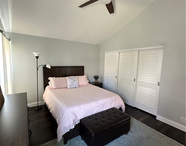 4053 Broadriver Drive - Photo Thumbnail 6