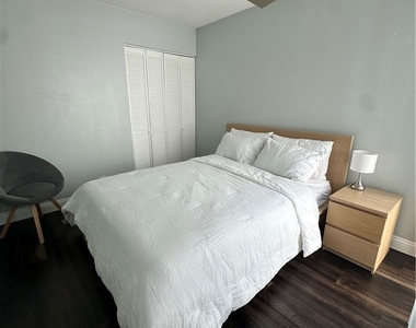4053 Broadriver Drive - Photo Thumbnail 22