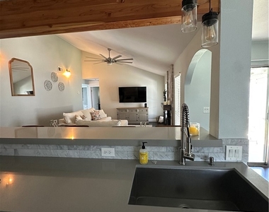 4053 Broadriver Drive - Photo Thumbnail 12