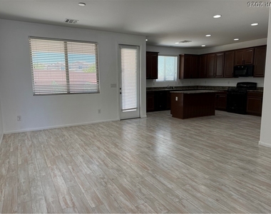 5503 Home Street - Photo Thumbnail 4