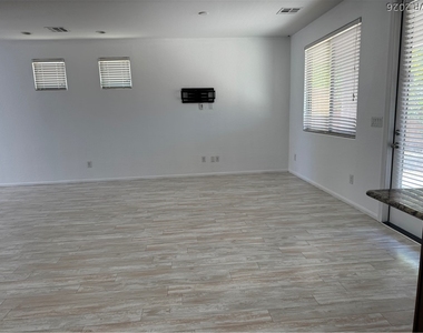 5503 Home Street - Photo Thumbnail 5
